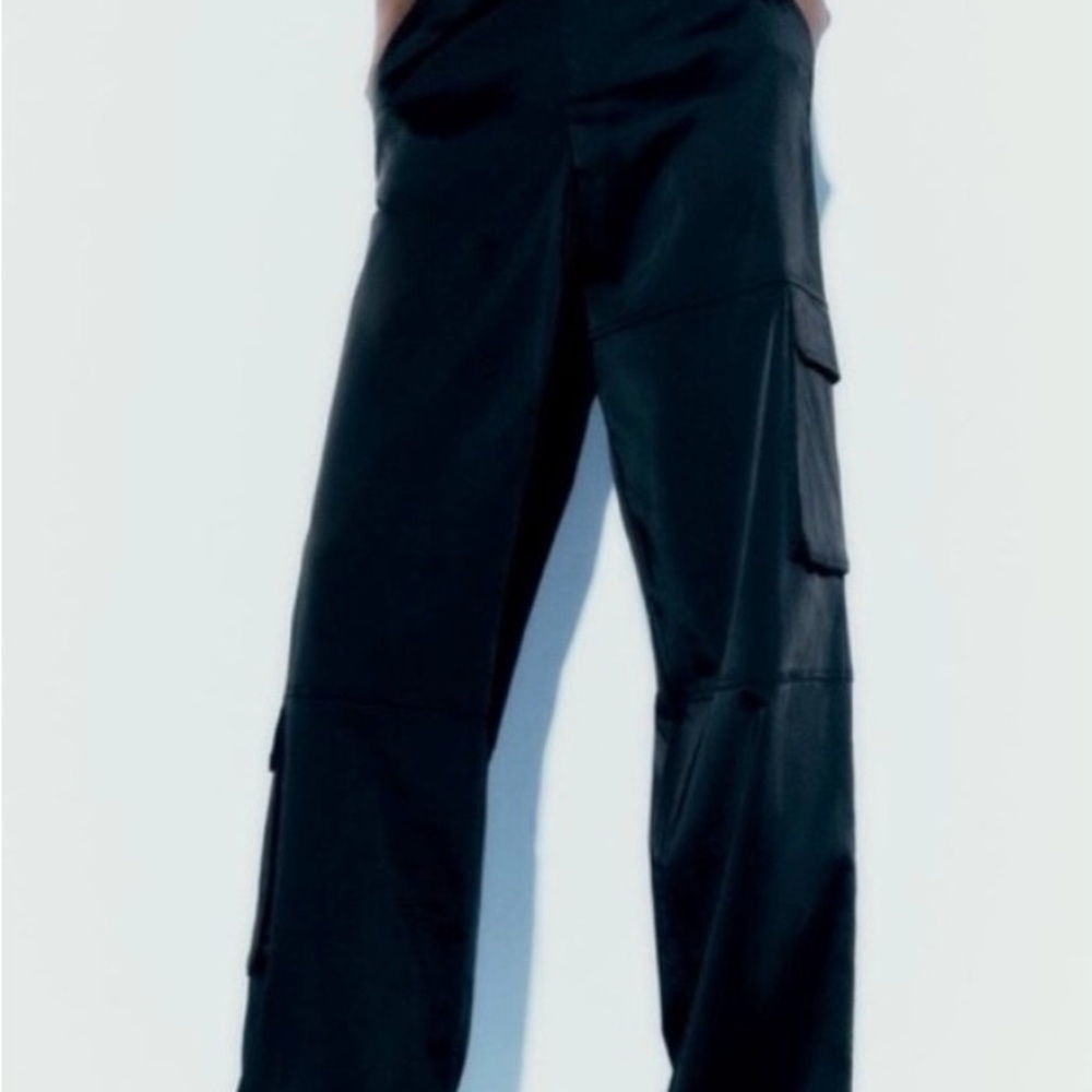 Zara Women’s Satin Black Cargo Pants Size M